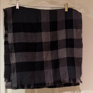 Burberry Check Charcoal/Black cashmere/wool scarf. 6’x1.5’ Lightweight but Warm